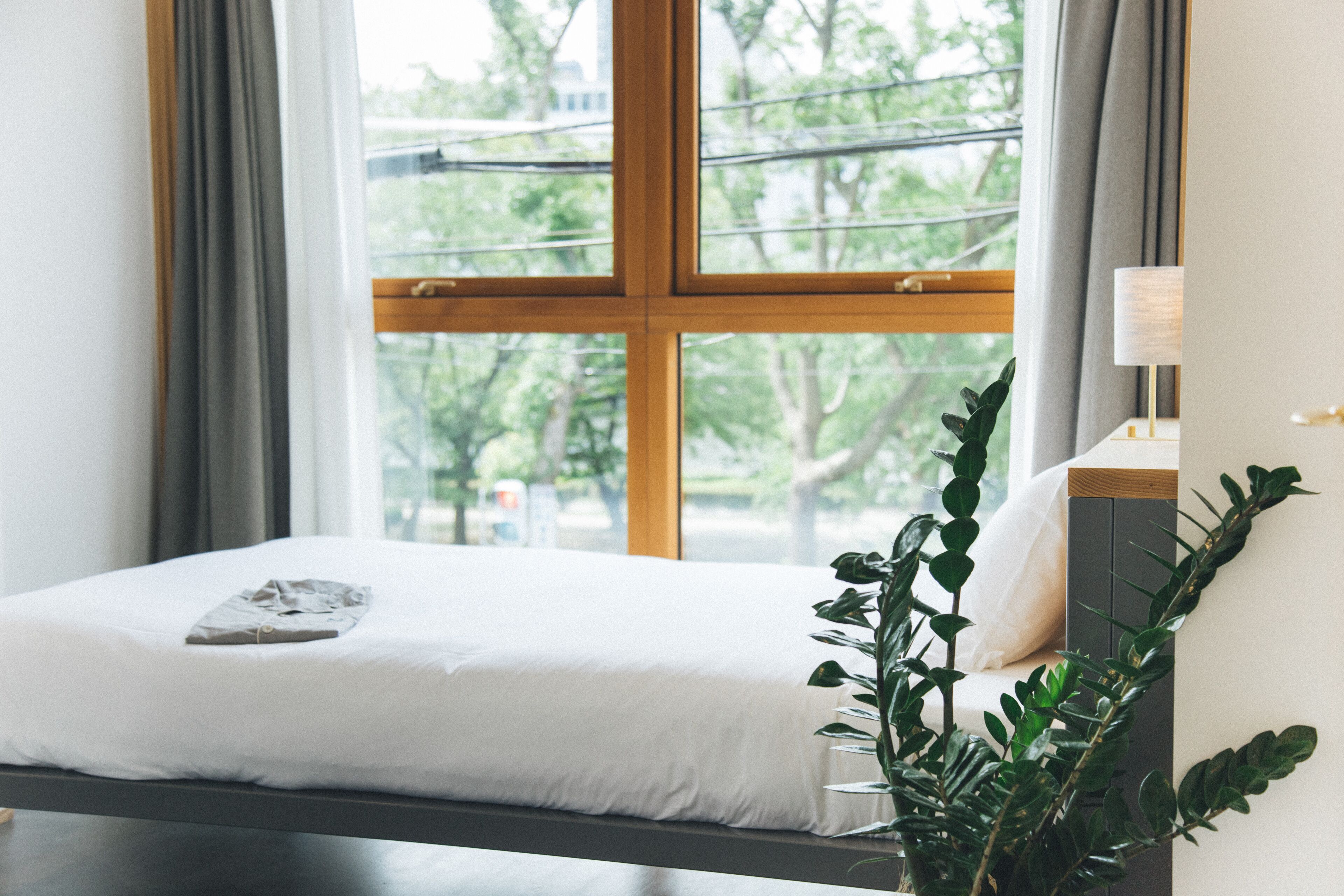 river view single with shared bathroom, non smoking | 1 bedroom, desk, blackout curtains, iron/ironing board