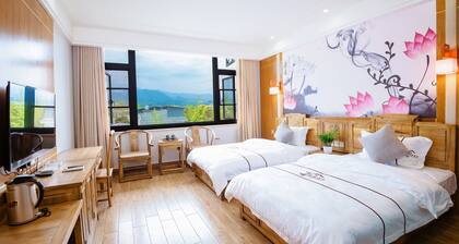 Qingcheng Sunrise Sailing Hotel