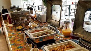 Dining - Green Rich Hotel Naha Cabin (Naha)