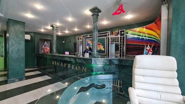 Reception - Hotel Alik (Batumi)