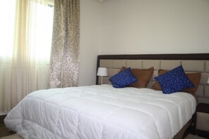 Room, 1 Double Bed | Desk, blackout drapes, iron/ironing board, free WiFi - Hotel Salime Al Khozama (Larache)