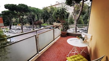 Doppia Superior, balcone, vista città | Balcone