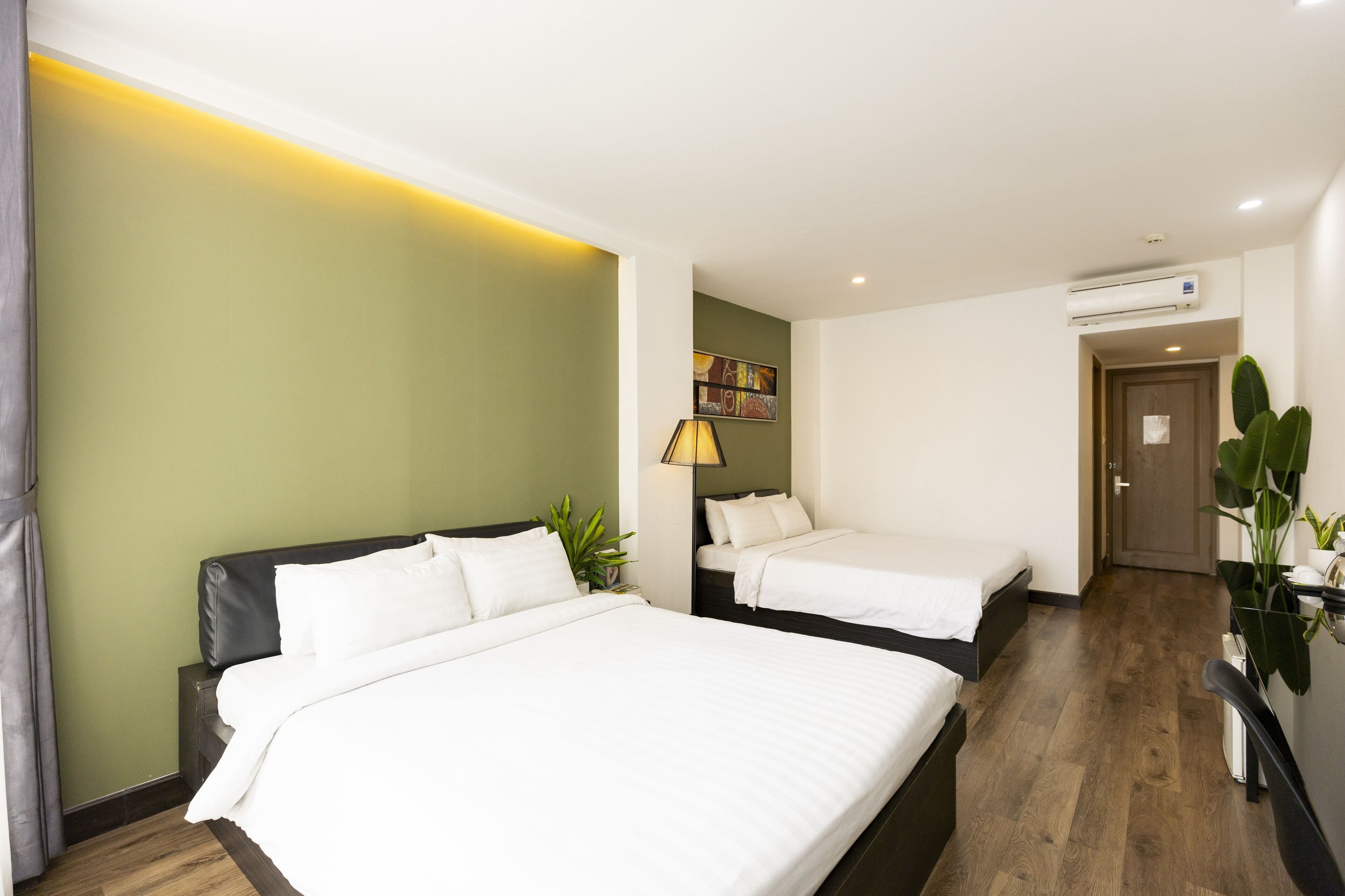 family room, city view | minibar, in-room safe, desk, blackout curtains