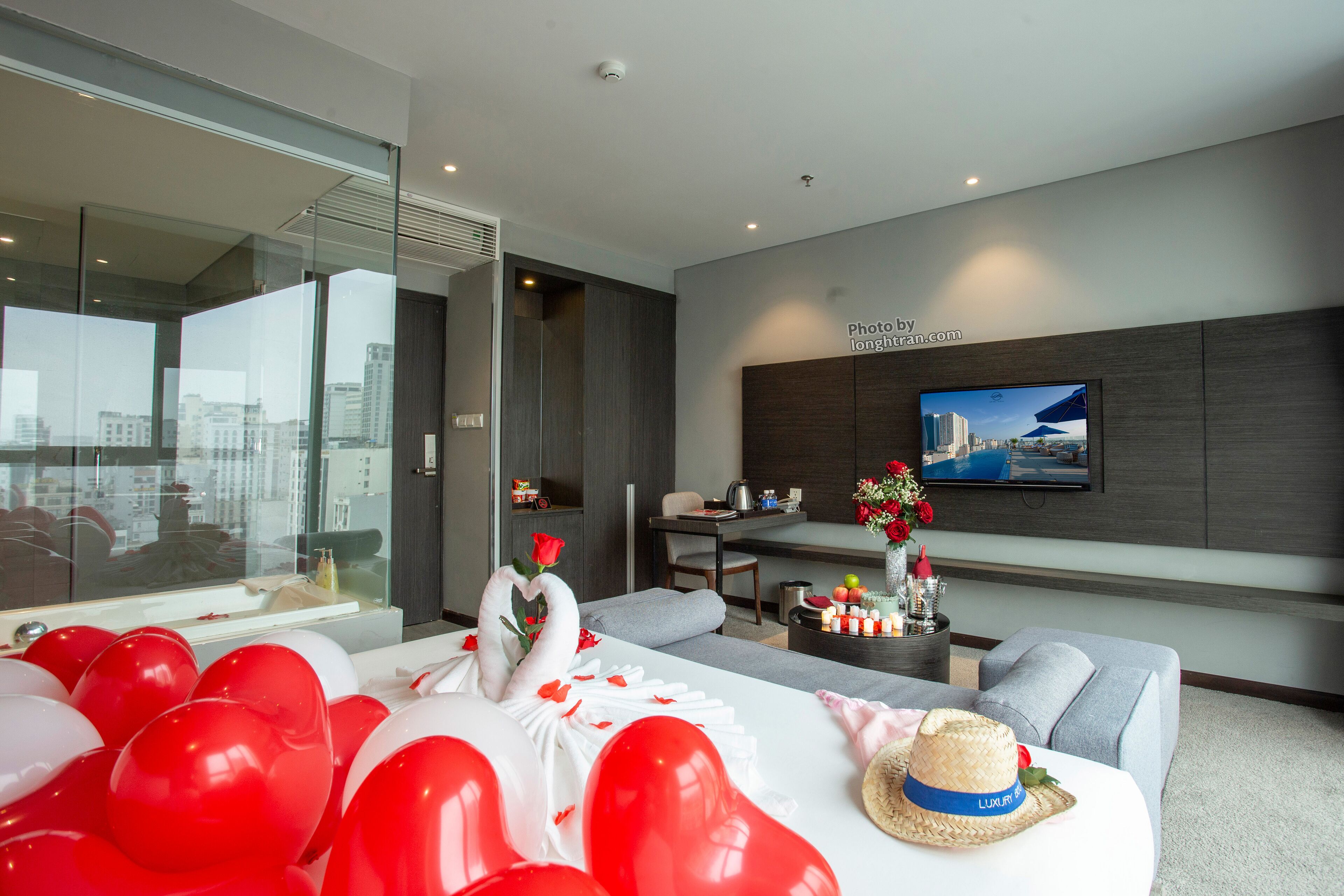 honeymoon suite double with seaview | 1 bedroom, premium bedding, minibar, in-room safe