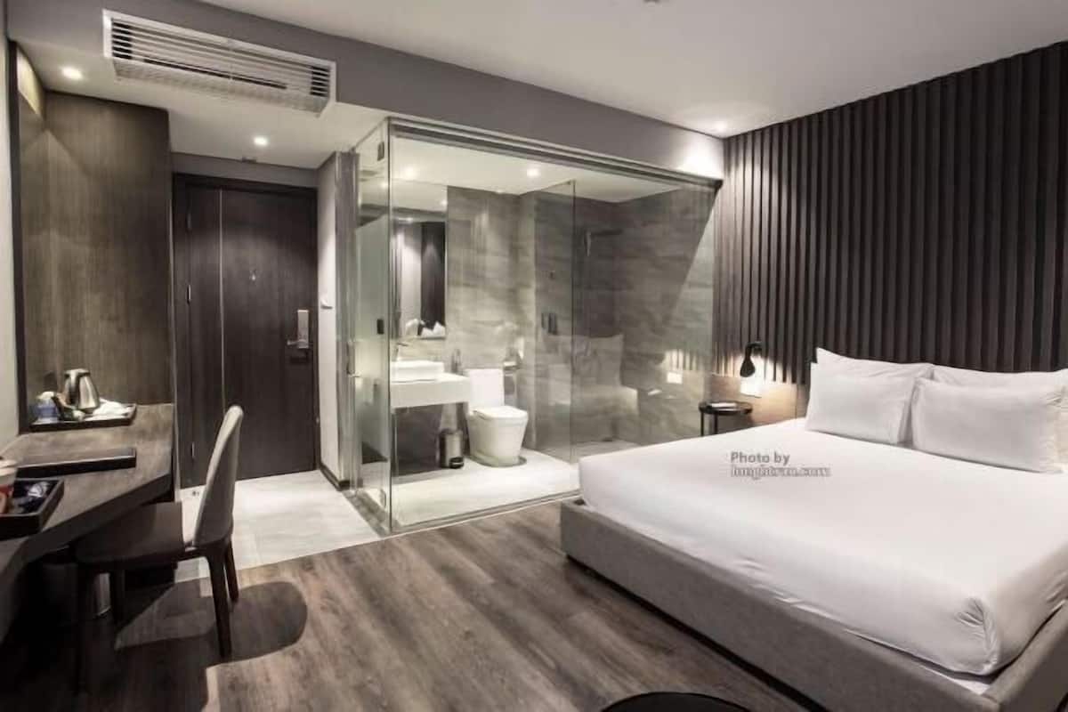Ropa de cama de alta calidad y minibar 