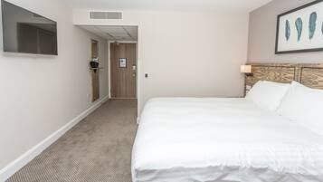 Chambre Double ou avec lits jumeaux, accessible aux personnes à mobilité réduite | 1 chambre, bureau, fer et planche à repasser, Wi-Fi gratuit