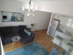 Leilighet, 1 soverom | Oppholdsområde | Flatskjerm-TV