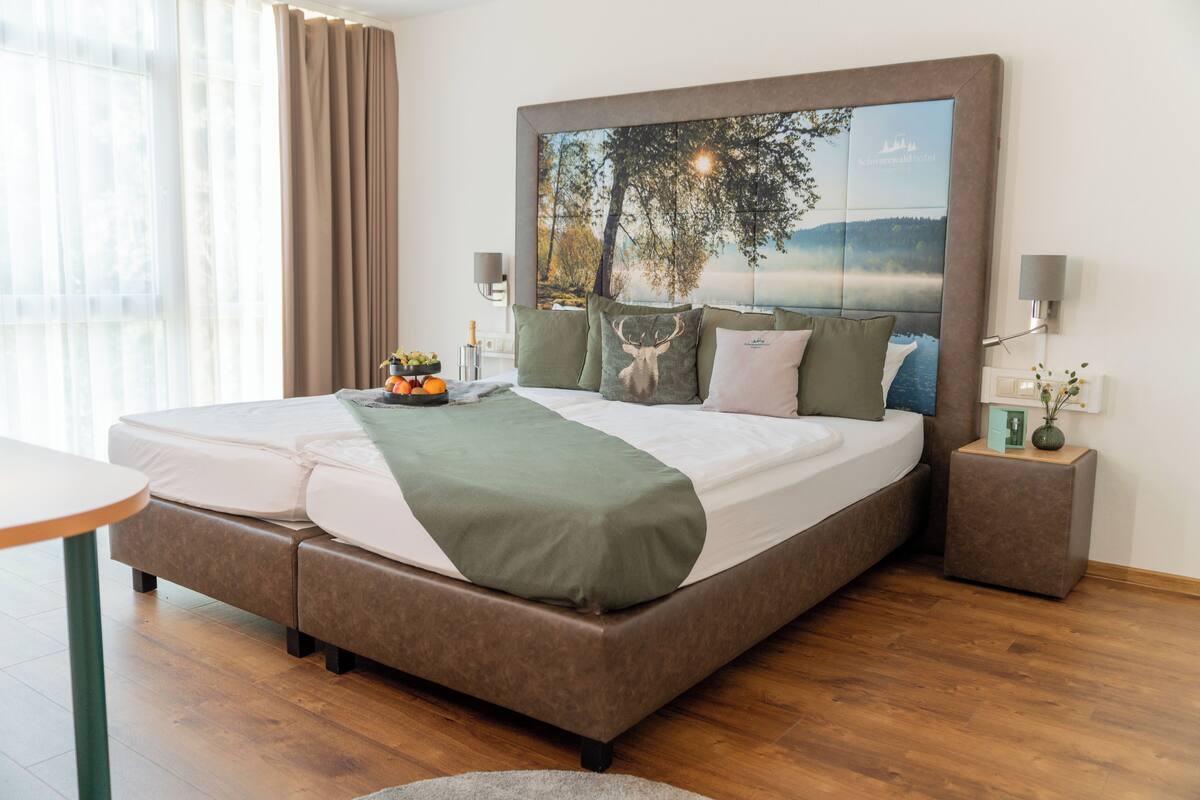 minibar, in-room safe, desk, blackout curtains