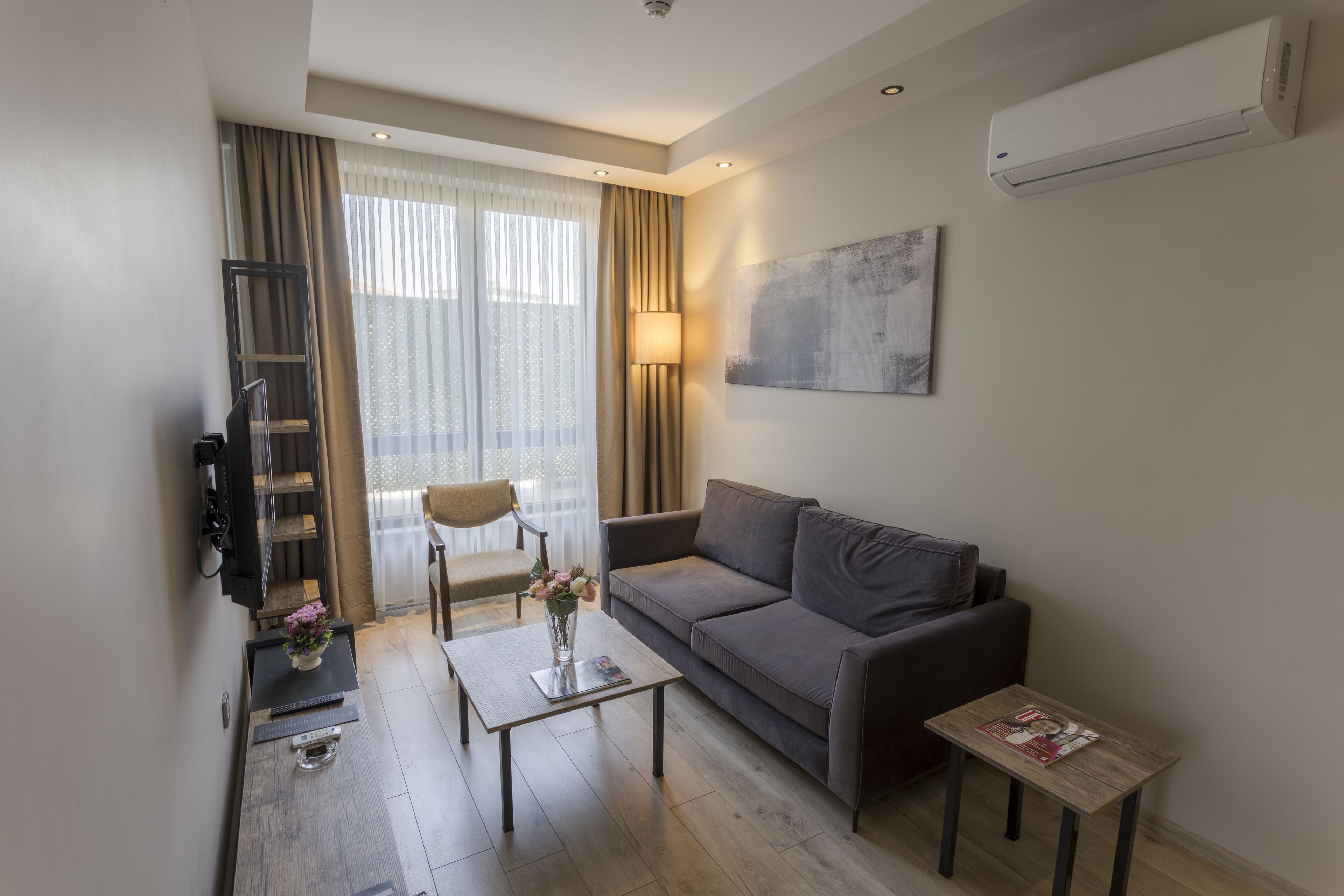 junior suite, 1 bedroom, city view, corner | view from room