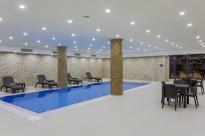 Indoor pool - Shimall Hotel (Gaziantep)