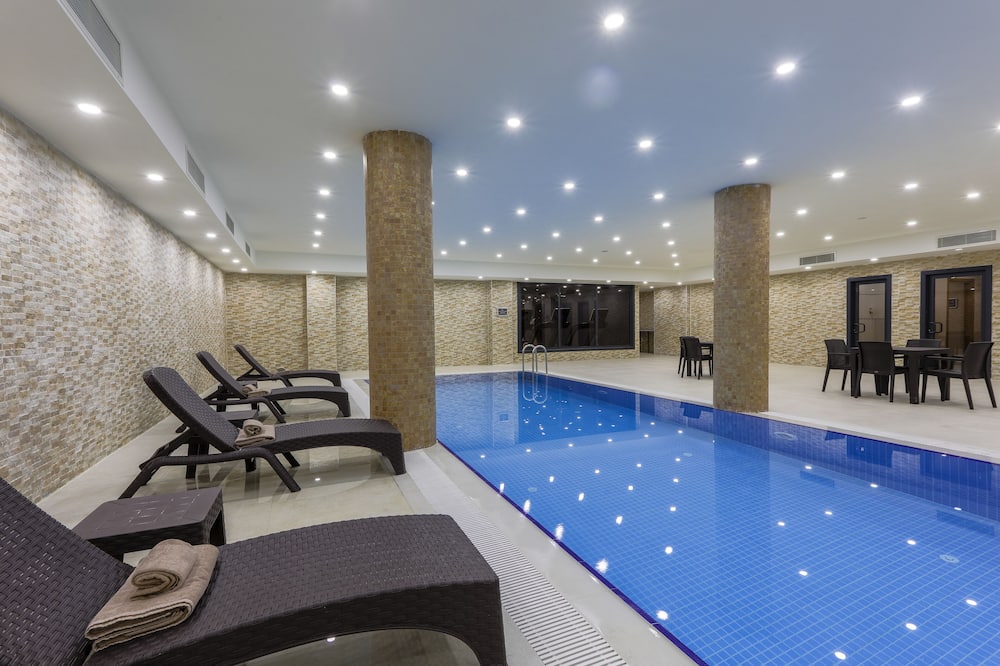 Shimall Hotel