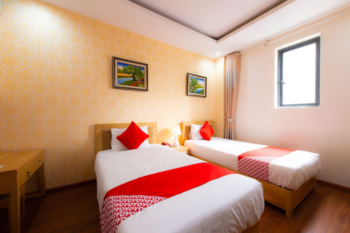 Standard Twin Room | Meja, Wi-fi percuma