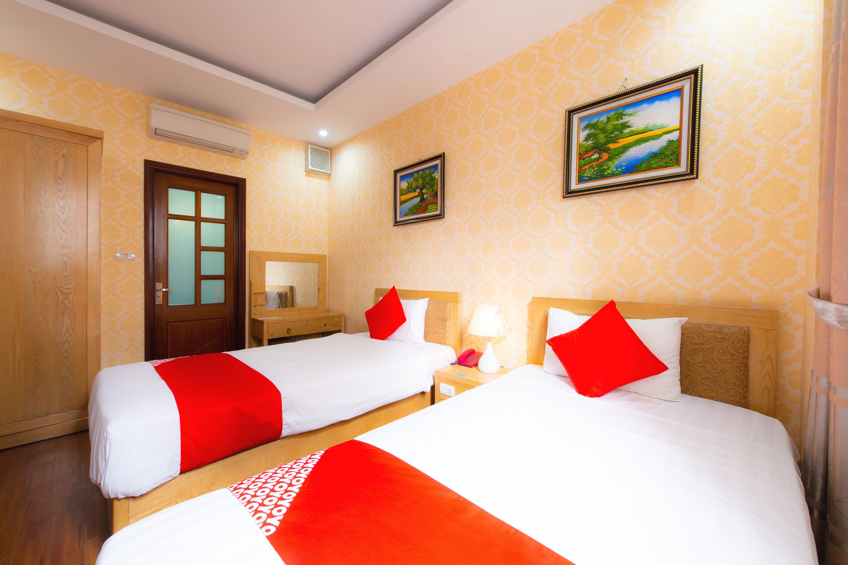 Photo - Super OYO 191 Dragon Hotel