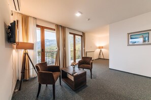 Deluxe-Suite, Mehrere Betten, Bergblick