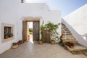 Property entrance - F - Casa da Torre in Quinta das Alagoas by DreamAlgarve (Lagos)