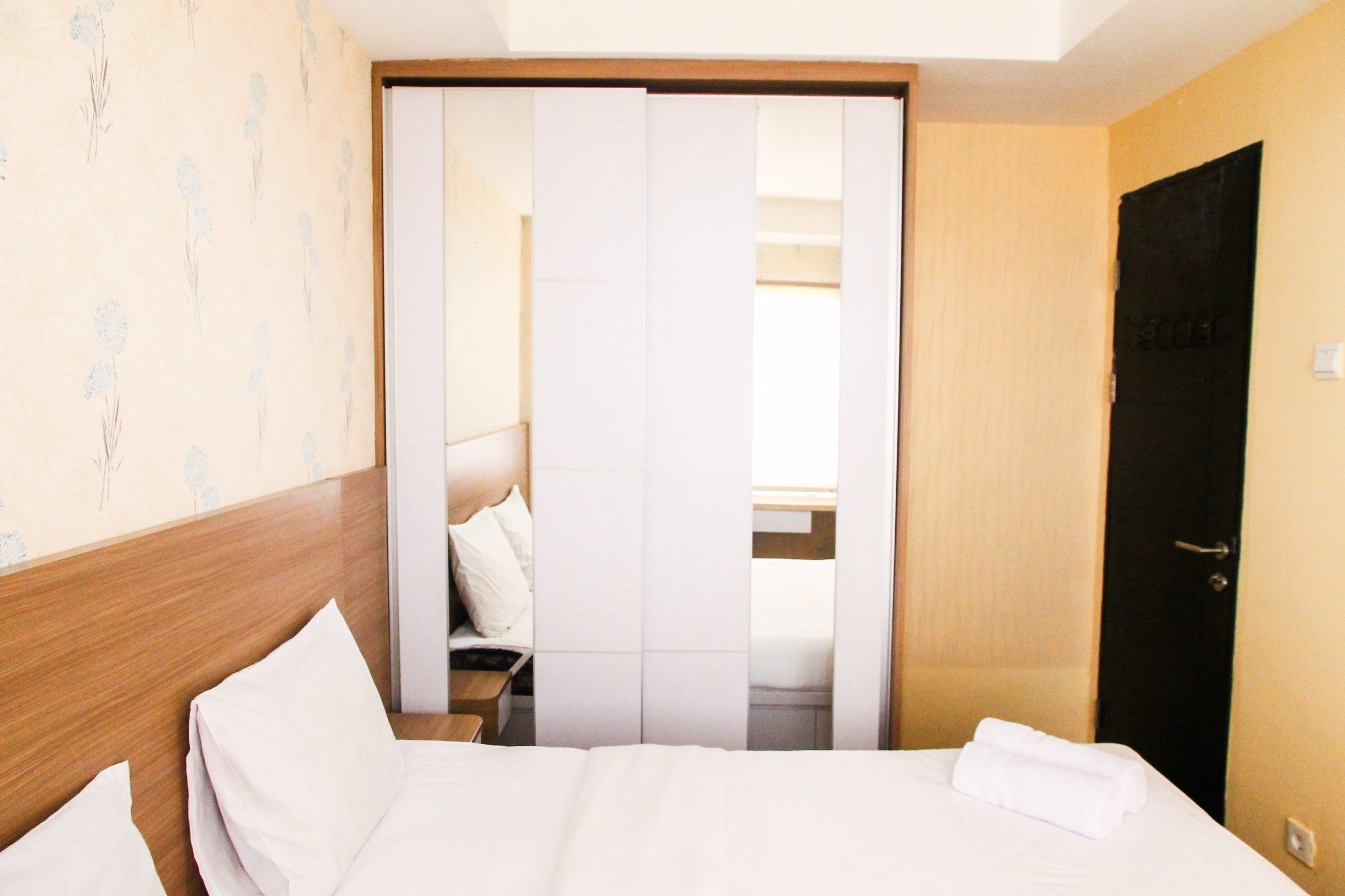 1 bedroom, desk, free WiFi, bed sheets