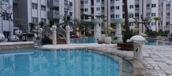 1BR Sky Terrace Lagoon Condo Apartment near Daan Mogot Mall