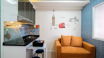 Room | Living area | TV