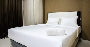 Habitación | Escritorio, wifi gratis y ropa de cama 
