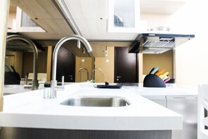 Private kitchen - Simply Studio Room Brooklyn Apartment (South Tangerang)