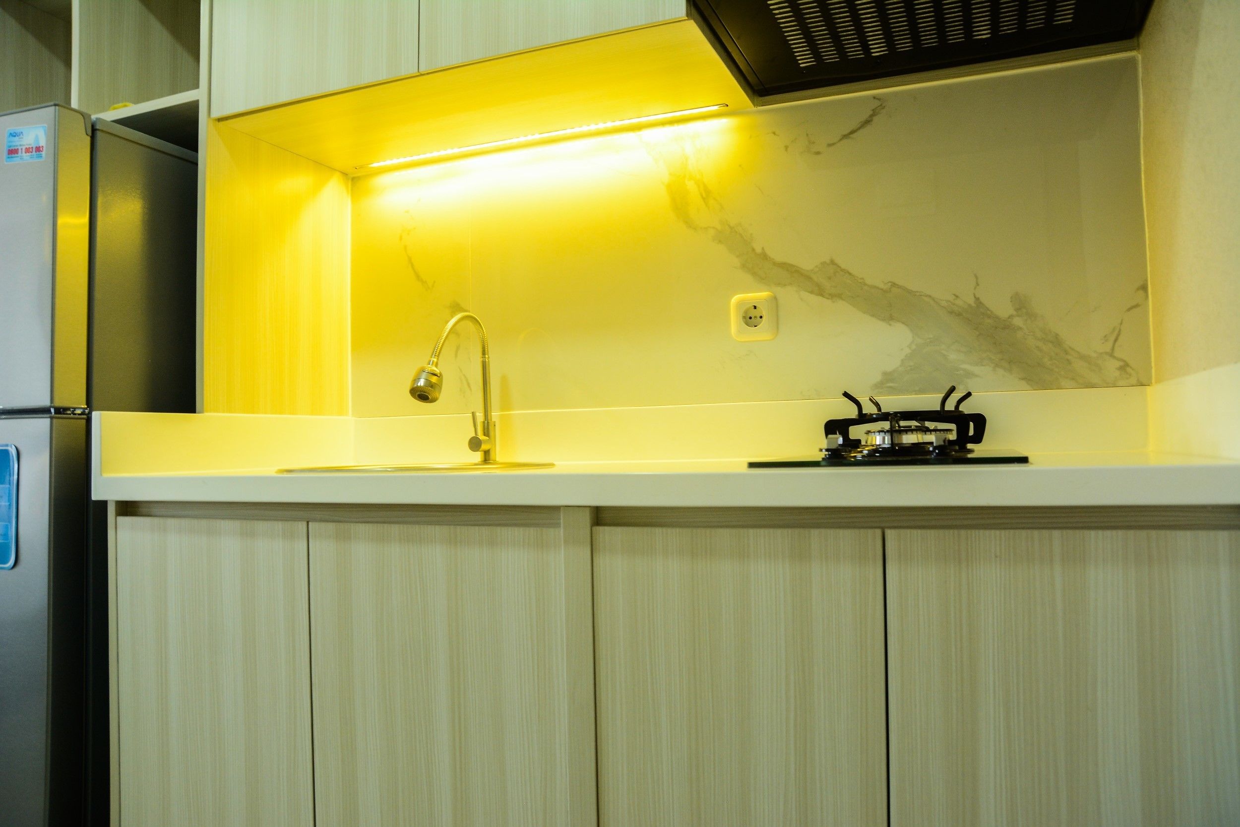 Quarto | Cozinha privada | Geladeira, cooktop, talheres/pratos/utensílios de cozinha