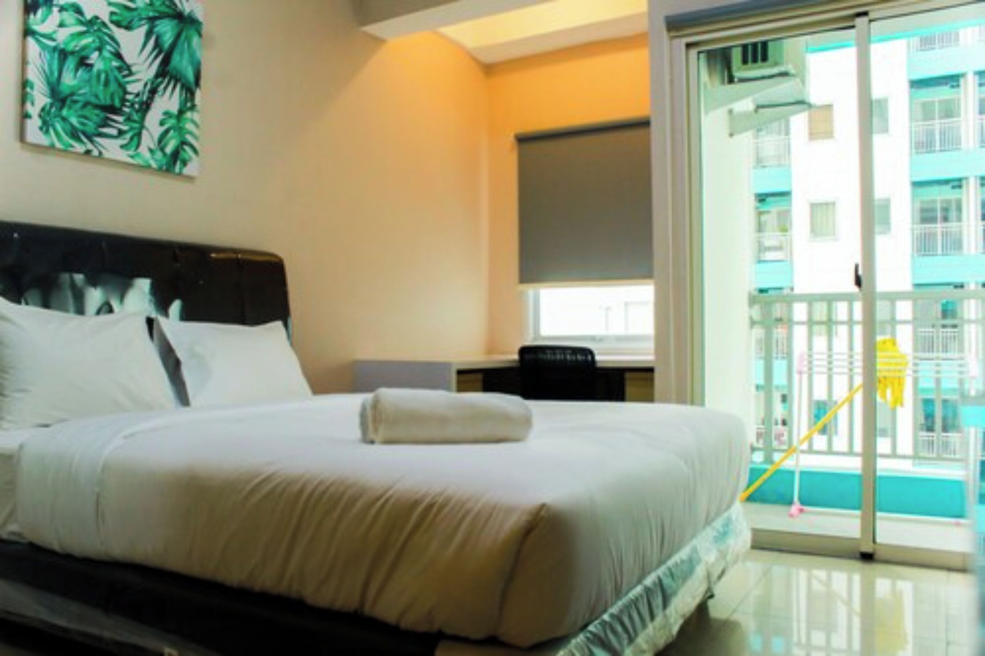 Phòng | Bàn, truy cập Internet không dây miễn phí, bộ trải giường 