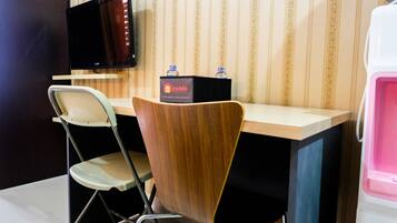 Room | In-room dining