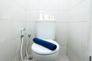 룸 | 욕실 | 샤워 시설, 무료 세면용품, 타월