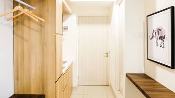 Quarto | Escrivaninha, Wi-Fi de cortesia, roupa de cama