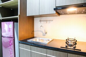 客房 | 私人小型廚房 | 雪櫃、爐具、廚房用具/餐具/器皿