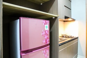 Room | Private kitchenette - New Studio The Oasis Apartment (Cikarang)