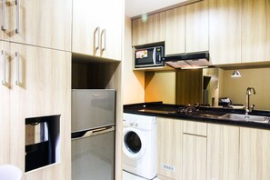 Private kitchen - New Big 1BR The Oasis Apartment (Cikarang)