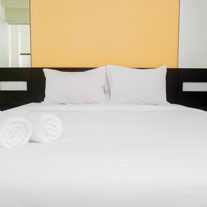 Habitación | 2 habitaciones, escritorio, wifi gratis y ropa de cama 