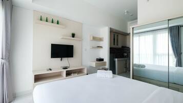 Quarto | Escrivaninha, Wi-Fi de cortesia, roupa de cama