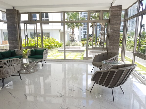 Sala de estar en el lobby