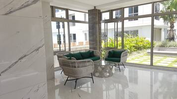 Sittområde i lobbyn