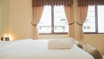 Habitació | 3 dormitoris, escriptori, wifi gratuïta i roba de llit