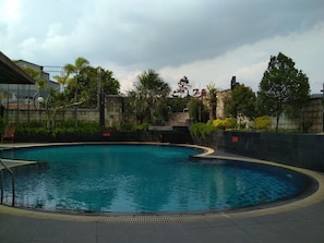 Outdoor pool - Elegant 2BR Apartment at Grand Setiabudi (Bandung)