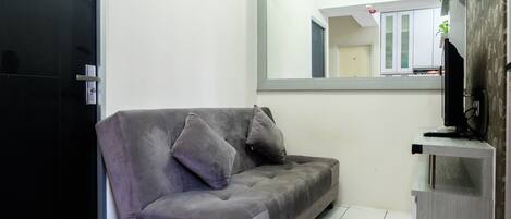 Quarto | Sala de estar | TV