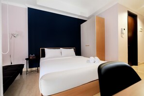 Bureau, Wi-Fi gratuit, draps fournis