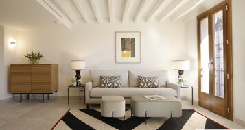 Suite | Living room | Smart TV