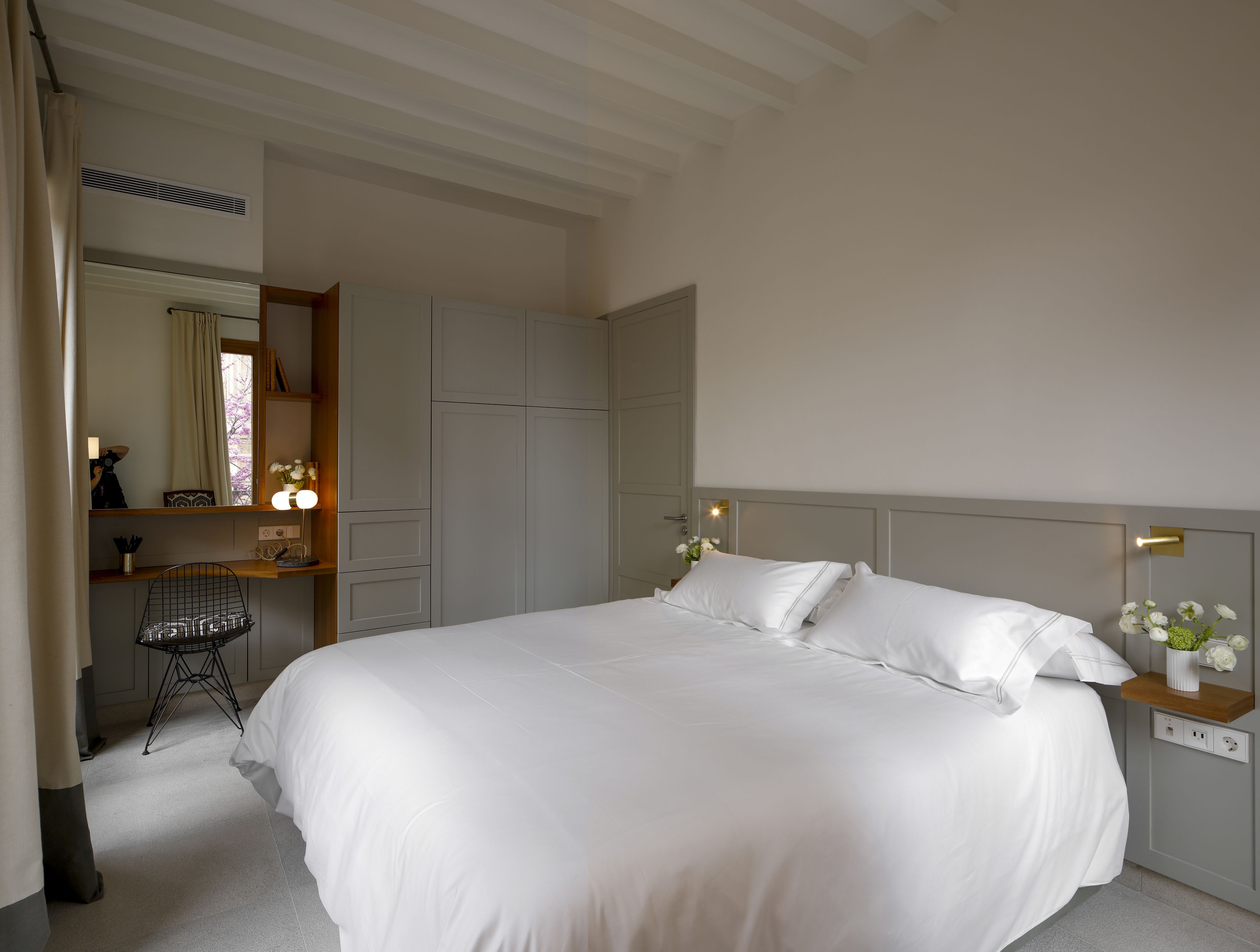 suite | 1 bedroom, egyptian cotton sheets, premium bedding, down duvets