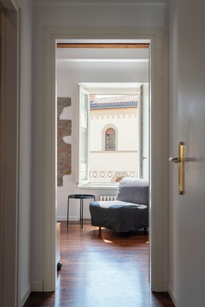 Apartamento | Cortinas blackout, Wi-Fi de cortesia, roupa de cama
