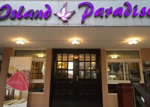 Fachada de la propiedad