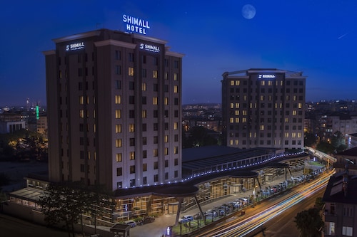 Shimall Deluxe Hotel