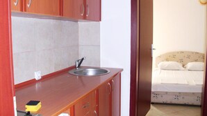 Comfort Studio | Private kitchenette
