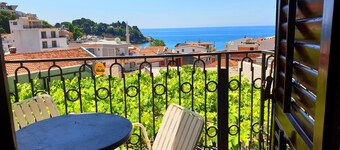 Prag Apartments & Rooms