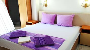 Standard Studio, Sea View | Free WiFi, bed sheets