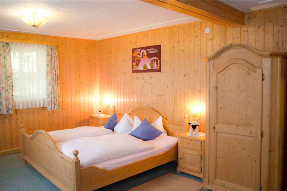 무료 WiFi, 침대 시트