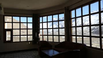 ロビー応接スペース